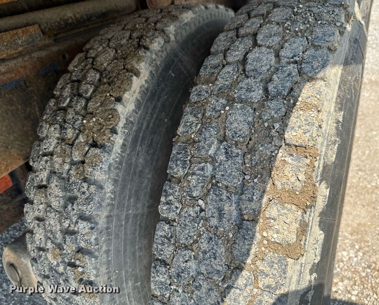 image for item DU9846 1982 Mack R747S dump truck