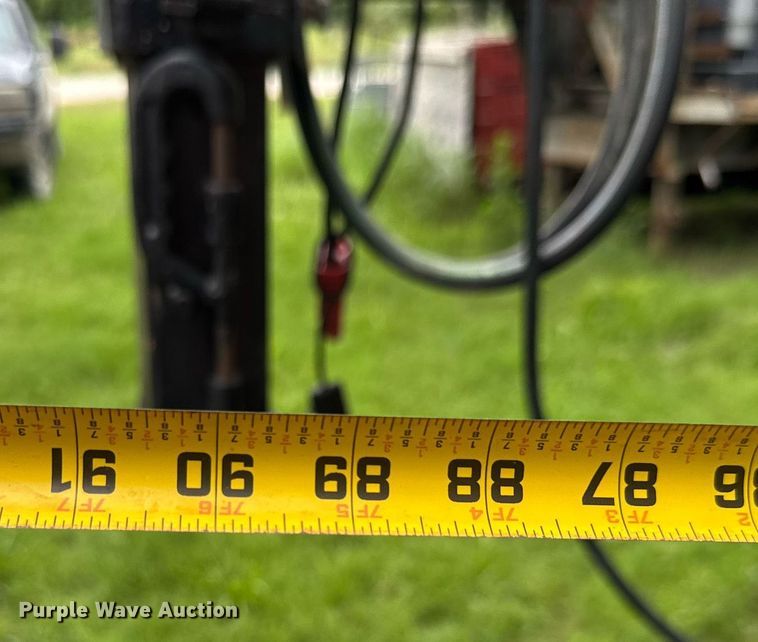 image for item DU9875 1981 Blair dump trailer