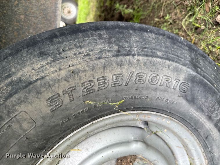 image for item DU9875 1981 Blair dump trailer