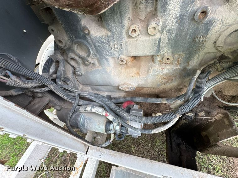 image for item DU9876 2006 Woodchuck Highroller WC1200CF wood chipper