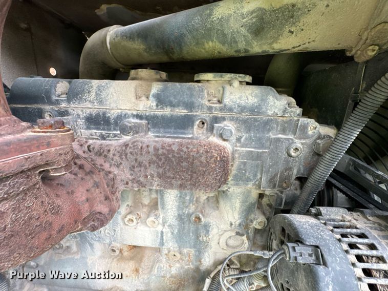 image for item DU9876 2006 Woodchuck Highroller WC1200CF wood chipper