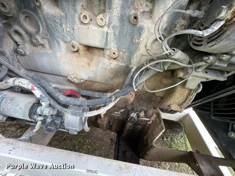 image for item DU9876 2006 Woodchuck Highroller WC1200CF wood chipper