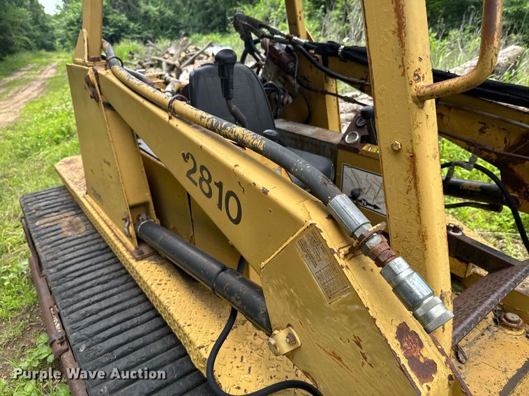 image for item DU9880 2000 ASV 2810 tracked skid steer loader