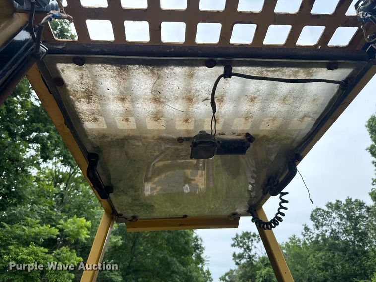 image for item DU9880 2000 ASV 2810 tracked skid steer loader