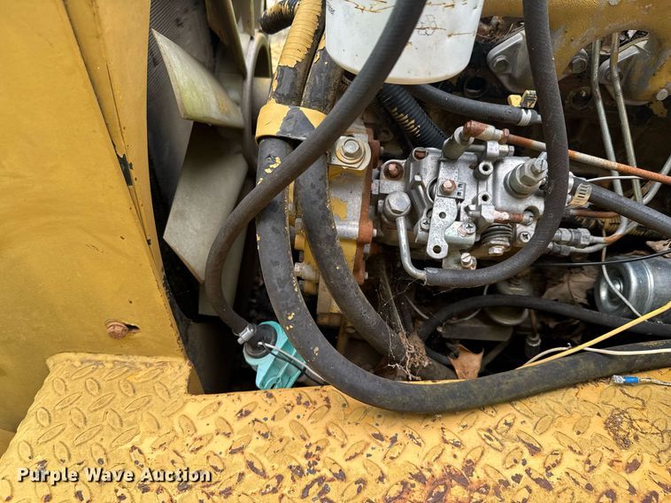 image for item DU9880 2000 ASV 2810 tracked skid steer loader