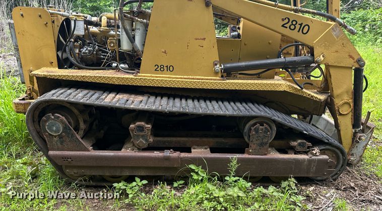 image for item DU9880 2000 ASV 2810 tracked skid steer loader