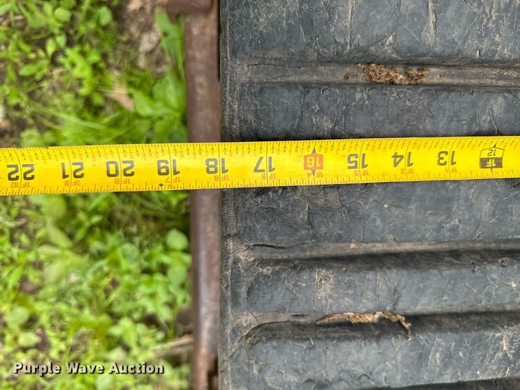 image for item DU9880 2000 ASV 2810 tracked skid steer loader