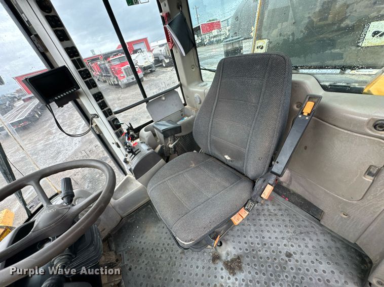 image for item DU9886 2013 Volvo L70G wheel loader