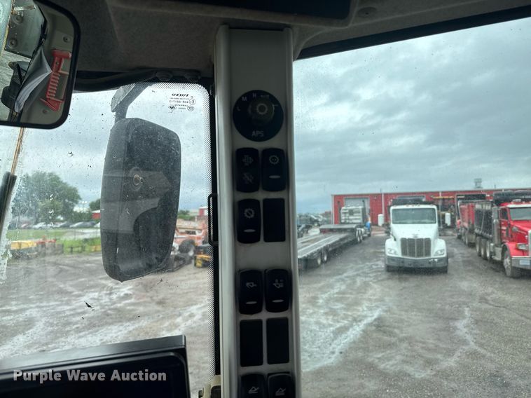 image for item DU9886 2013 Volvo L70G wheel loader