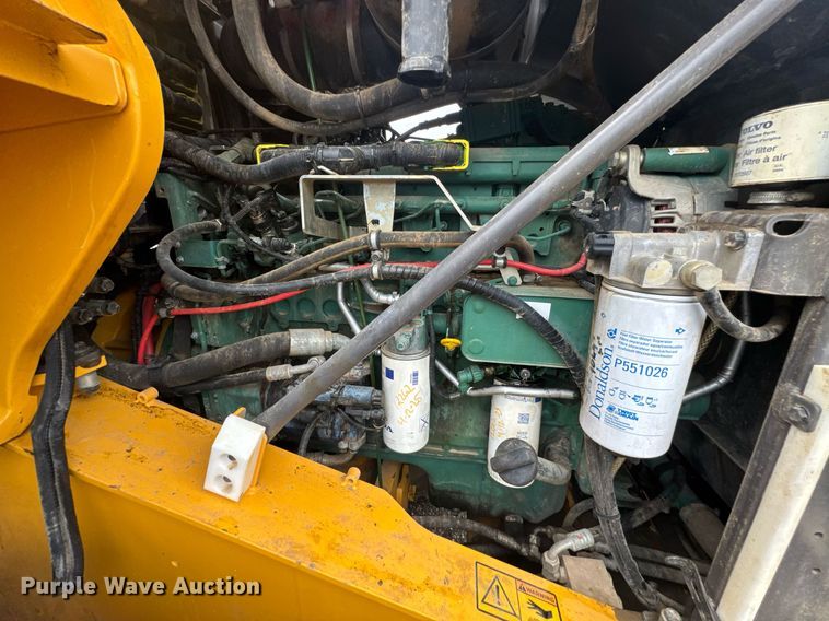 image for item DU9886 2013 Volvo L70G wheel loader