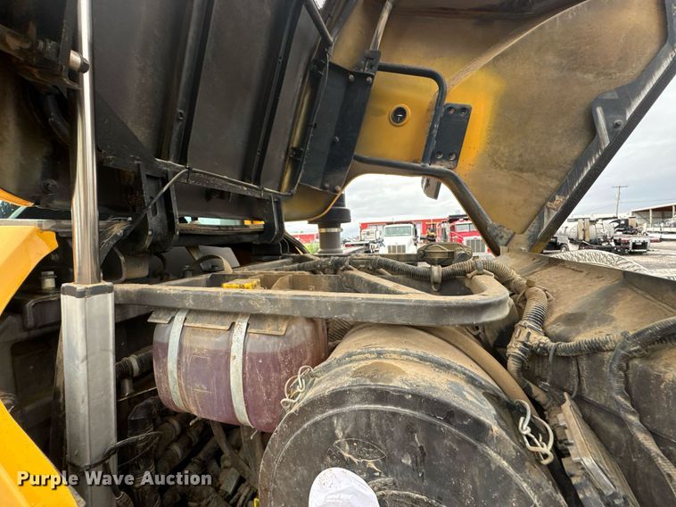 image for item DU9886 2013 Volvo L70G wheel loader