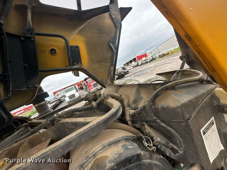 image for item DU9886 2013 Volvo L70G wheel loader