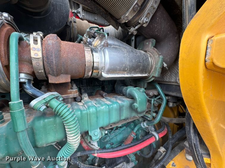 image for item DU9886 2013 Volvo L70G wheel loader