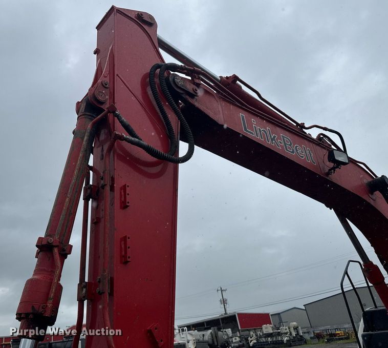 image for item DU9887 Link-Belt 145X3 mini excavator