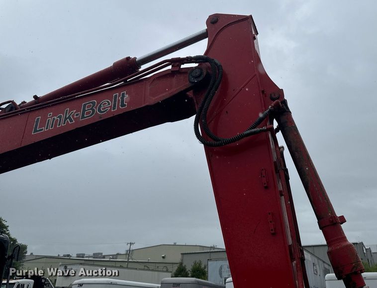 image for item DU9887 Link-Belt 145X3 mini excavator