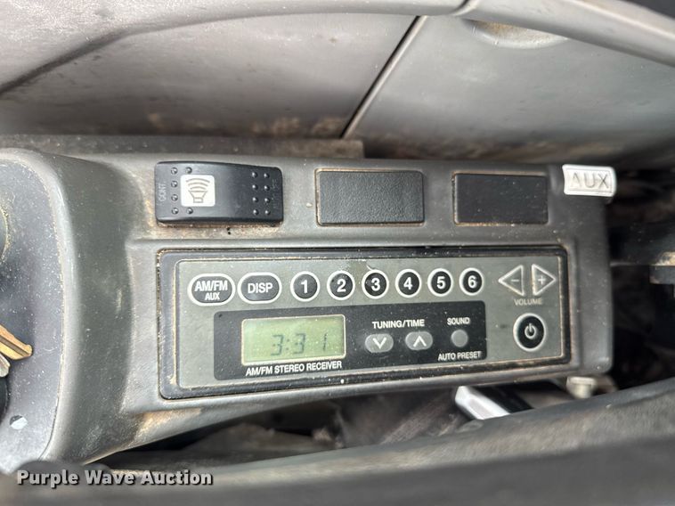 image for item DU9887 Link-Belt 145X3 mini excavator