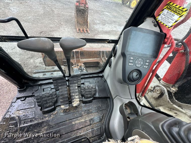 image for item DU9887 Link-Belt 145X3 mini excavator