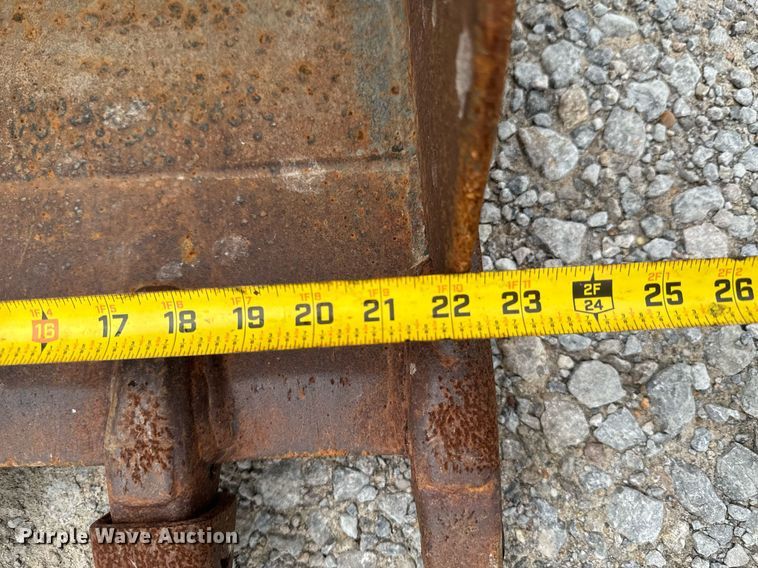 image for item DU9889 2017 Caterpillar 305E2 mini excavator