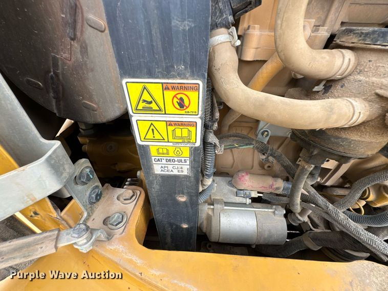 image for item DU9889 2017 Caterpillar 305E2 mini excavator