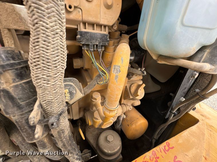 image for item DU9889 2017 Caterpillar 305E2 mini excavator