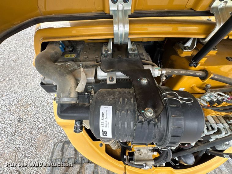 image for item DU9889 2017 Caterpillar 305E2 mini excavator