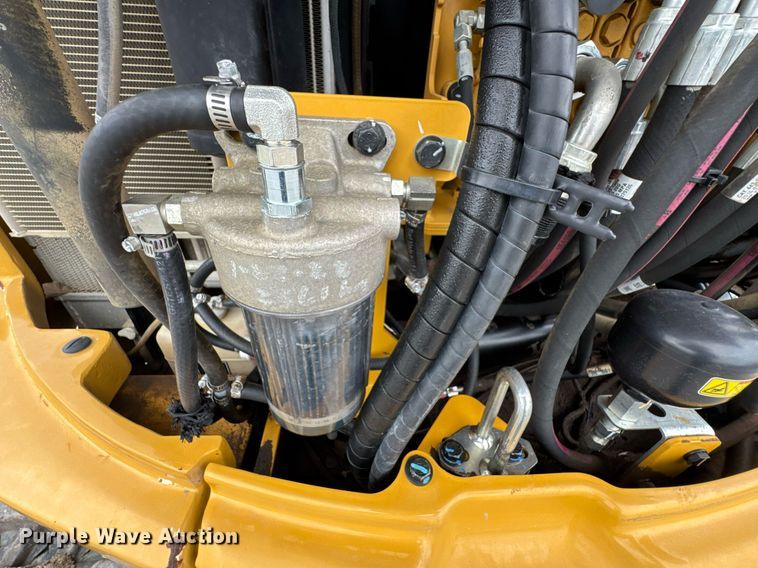 image for item DU9889 2017 Caterpillar 305E2 mini excavator