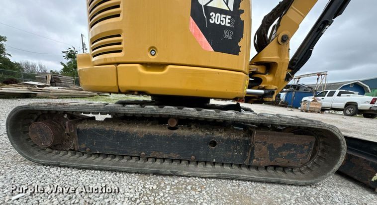 image for item DU9889 2017 Caterpillar 305E2 mini excavator