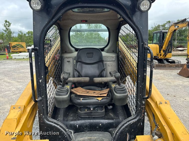 image for item DU9890 2017 Caterpillar 289D tracked skid steer loader
