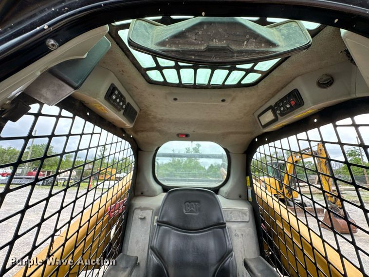 image for item DU9890 2017 Caterpillar 289D tracked skid steer loader