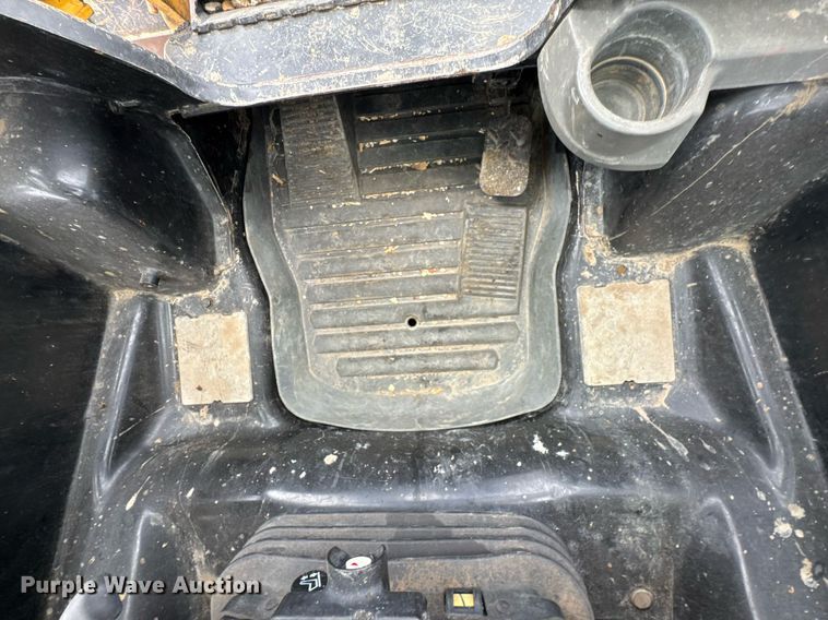 image for item DU9890 2017 Caterpillar 289D tracked skid steer loader