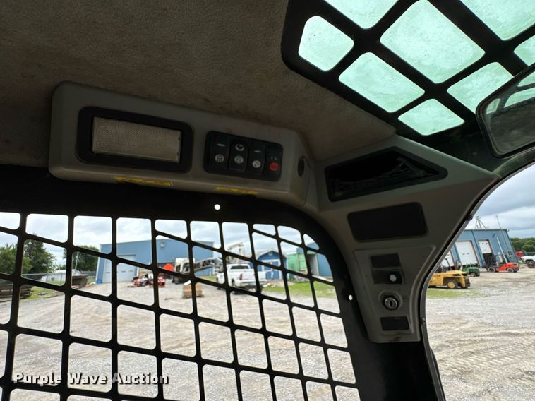 image for item DU9890 2017 Caterpillar 289D tracked skid steer loader