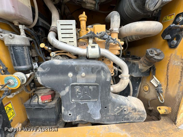 image for item DU9890 2017 Caterpillar 289D tracked skid steer loader