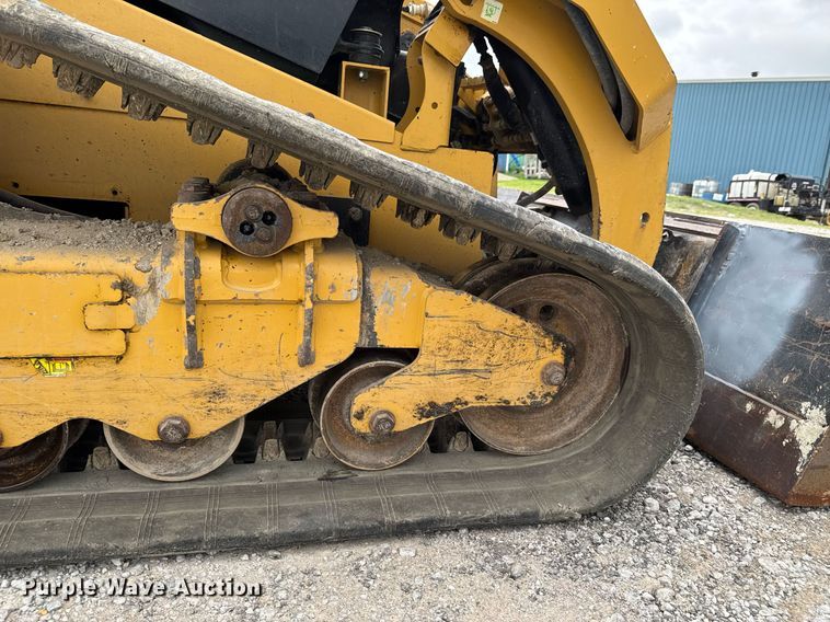 image for item DU9890 2017 Caterpillar 289D tracked skid steer loader