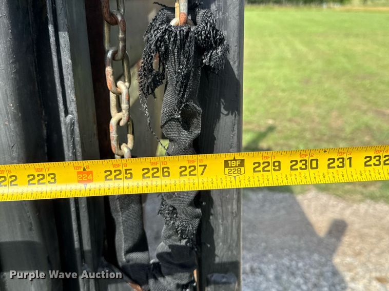 image for item DU9897 2003 Kenworth T300 vacuum truck