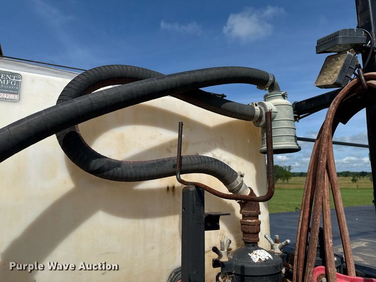 image for item DU9897 2003 Kenworth T300 vacuum truck