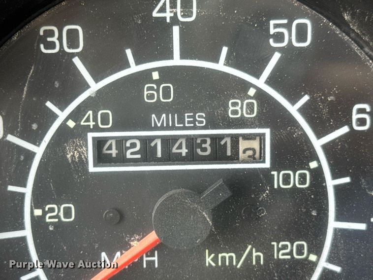 image for item DU9897 2003 Kenworth T300 vacuum truck