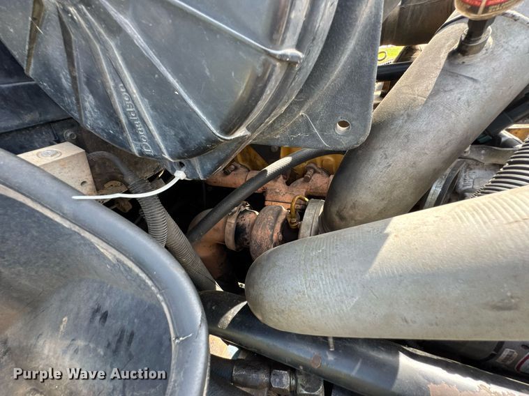 image for item DU9897 2003 Kenworth T300 vacuum truck