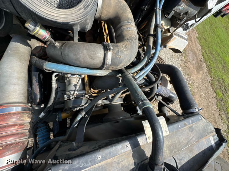 image for item DU9897 2003 Kenworth T300 vacuum truck