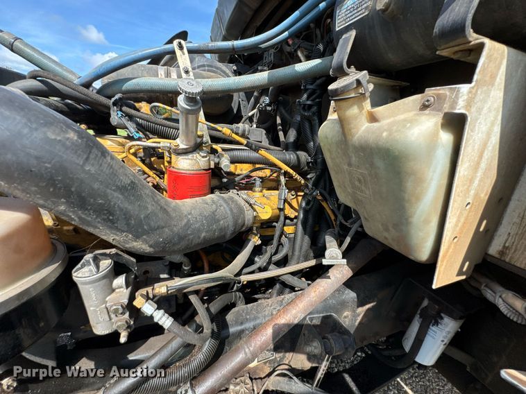 image for item DU9897 2003 Kenworth T300 vacuum truck