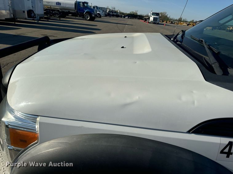 image for item DV1961 2011 Ford F550 Super Duty XL utility / service truck