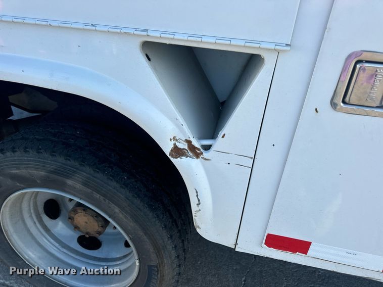 image for item DV1961 2011 Ford F550 Super Duty XL utility / service truck