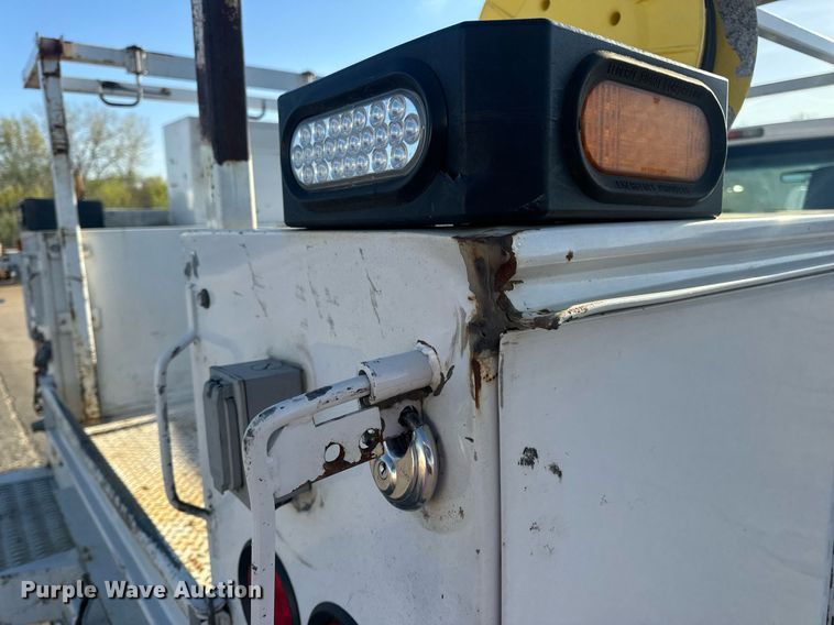 image for item DV1961 2011 Ford F550 Super Duty XL utility / service truck