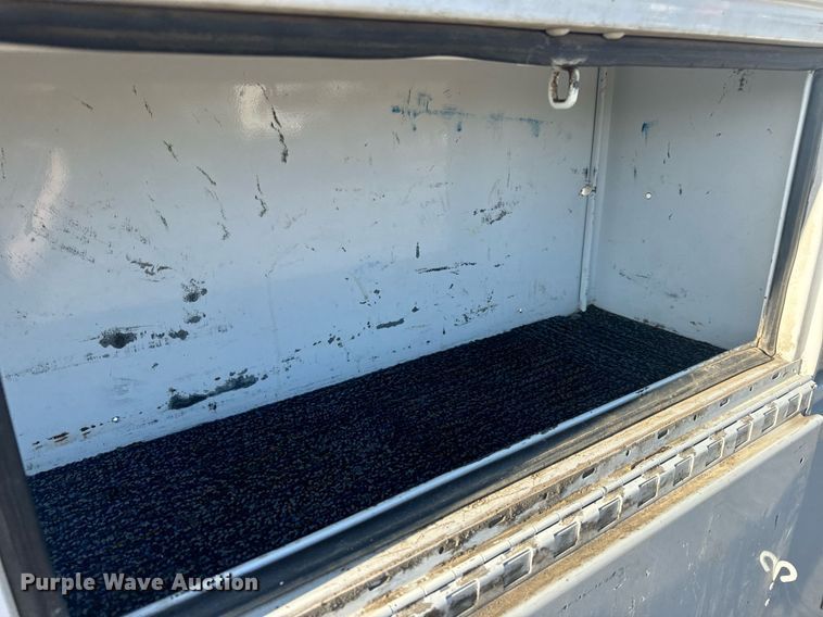 image for item DV1961 2011 Ford F550 Super Duty XL utility / service truck