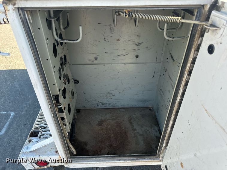 image for item DV1961 2011 Ford F550 Super Duty XL utility / service truck