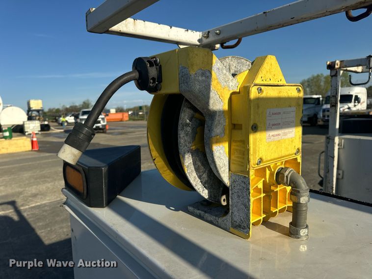 image for item DV1961 2011 Ford F550 Super Duty XL utility / service truck