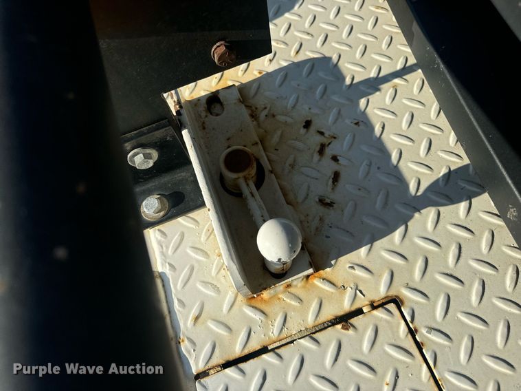 image for item DV1961 2011 Ford F550 Super Duty XL utility / service truck