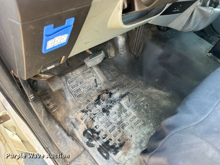 image for item DV1961 2011 Ford F550 Super Duty XL utility / service truck