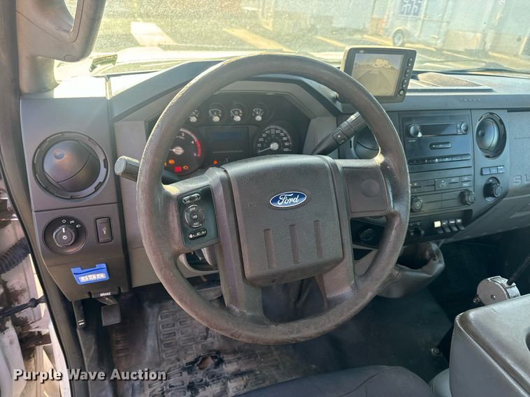 image for item DV1961 2011 Ford F550 Super Duty XL utility / service truck