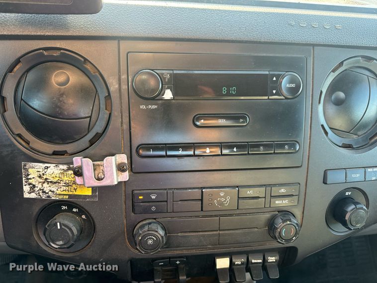 image for item DV1961 2011 Ford F550 Super Duty XL utility / service truck