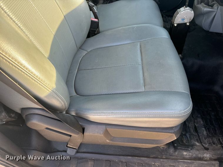 image for item DV1961 2011 Ford F550 Super Duty XL utility / service truck